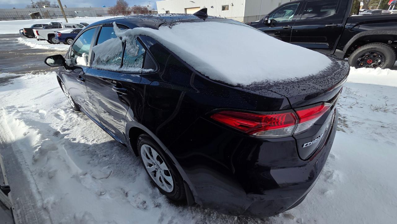 2026 Toyota Corolla LE - Photo #2