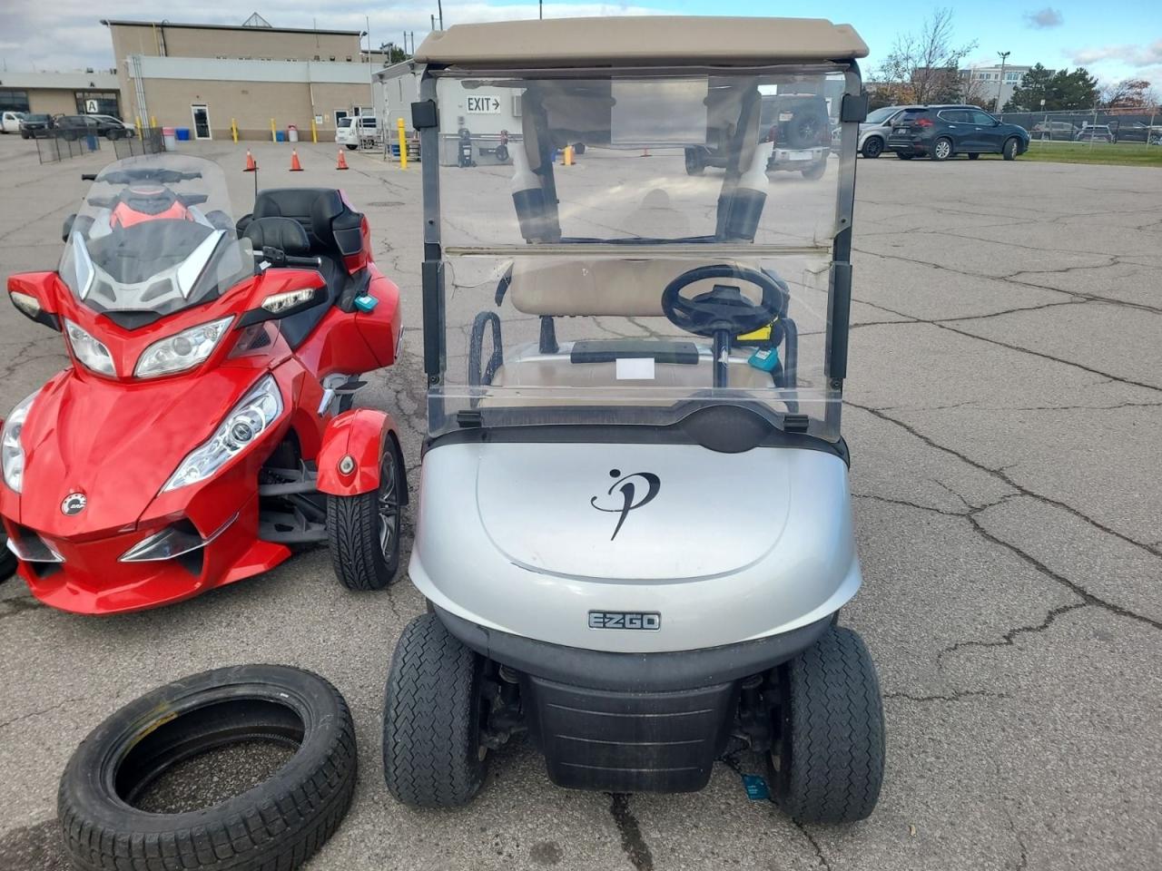 2019 E-Z-GO RXV No Freight or PDI Financing Available Trade-ins OK - Photo #2