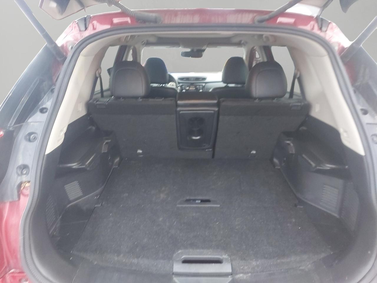 2020 Nissan Rogue SL Photo