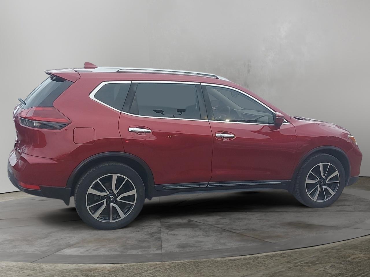 2020 Nissan Rogue SL Photo4