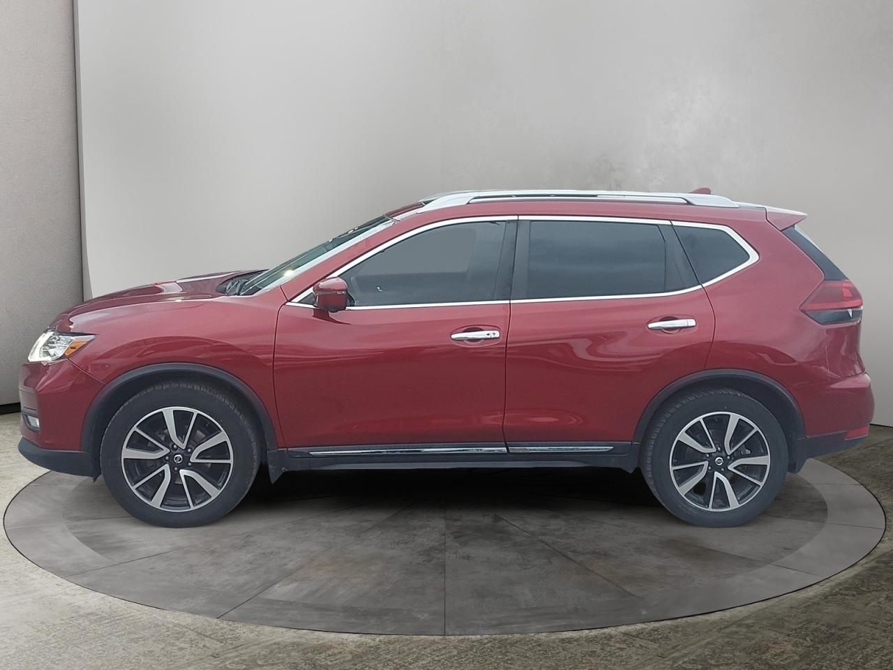 2020 Nissan Rogue SL Photo