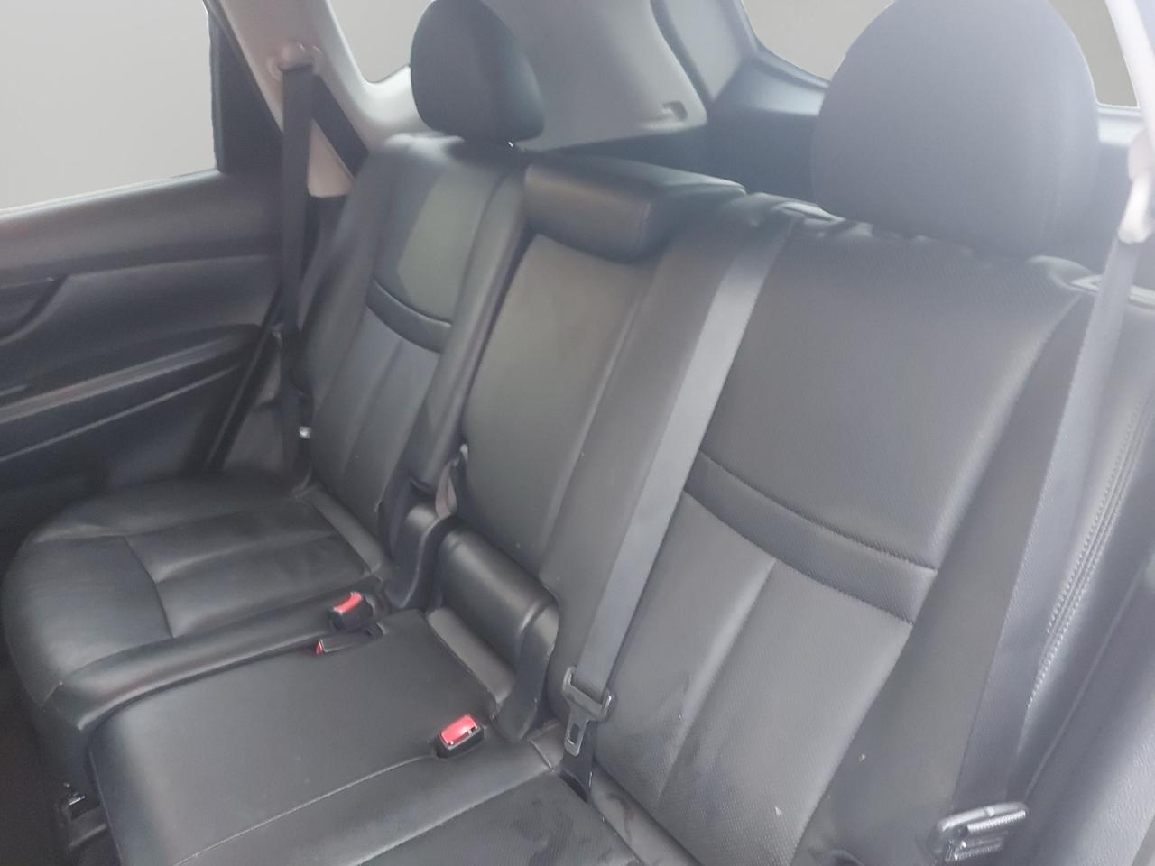 2020 Nissan Rogue SL Photo