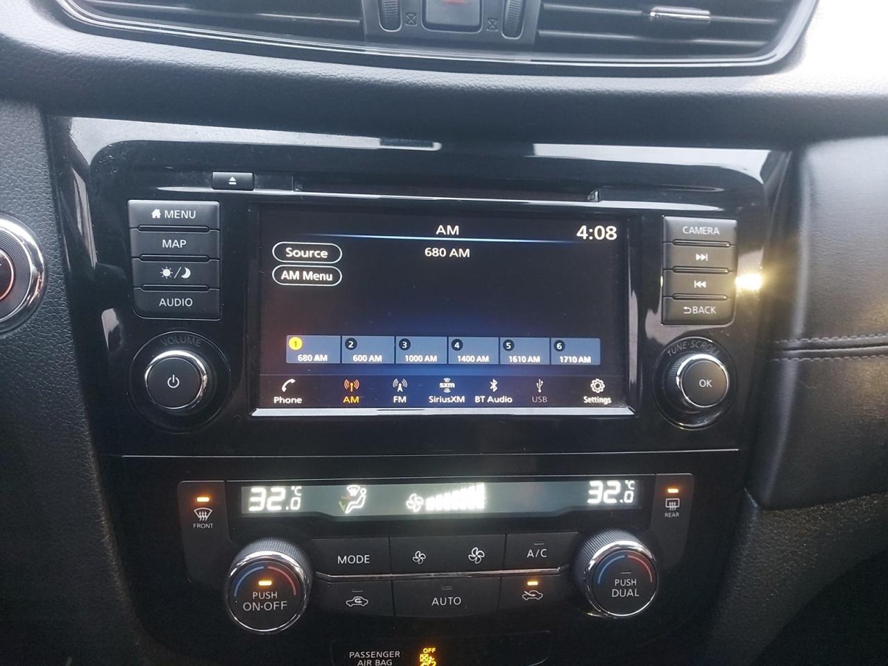 2020 Nissan Rogue SL Photo