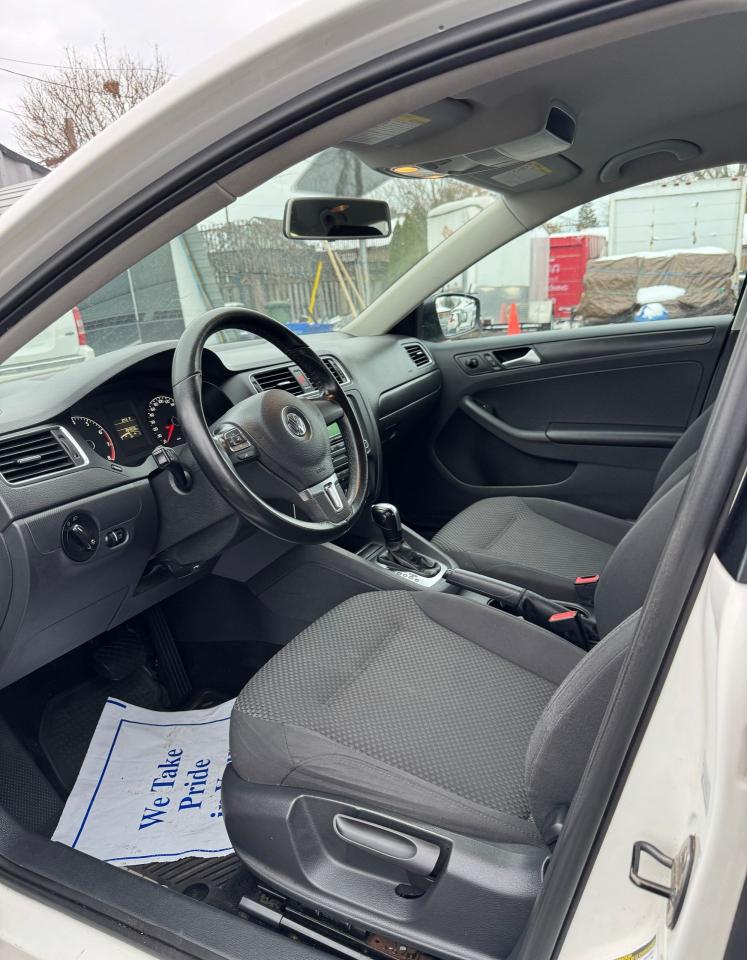 2013 Volkswagen Jetta Trendline | Certified - Photo #9