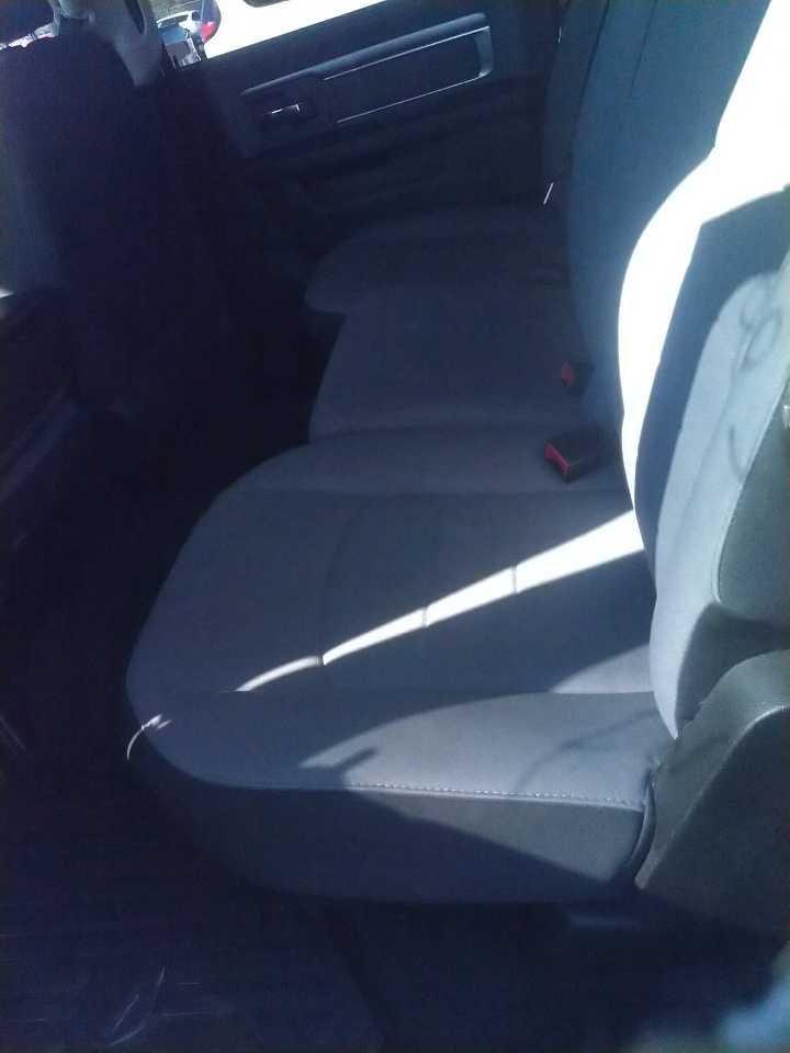 2023 RAM 1500 Classic SLT Photo2