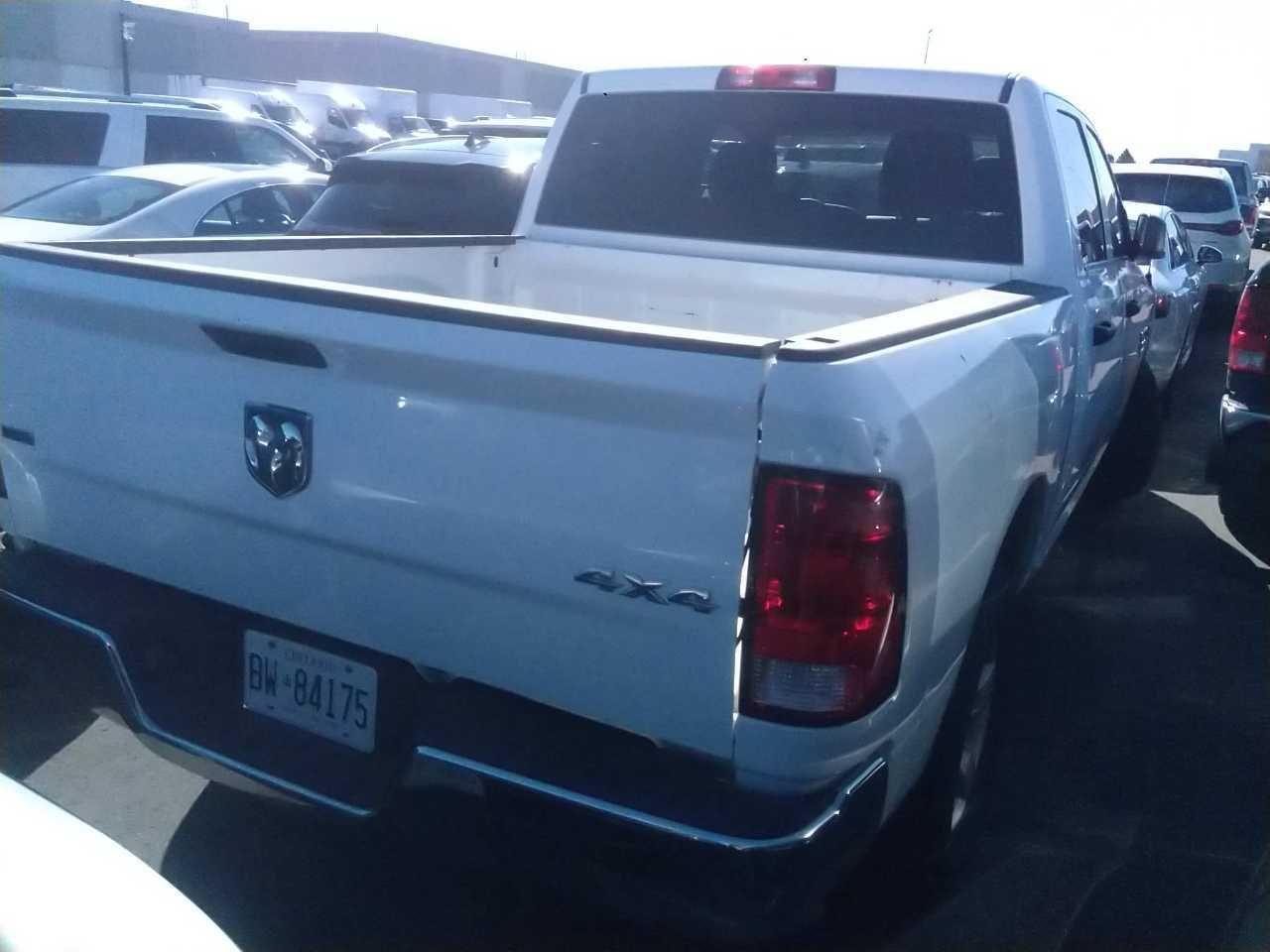 2023 RAM 1500 Classic SLT Photo4