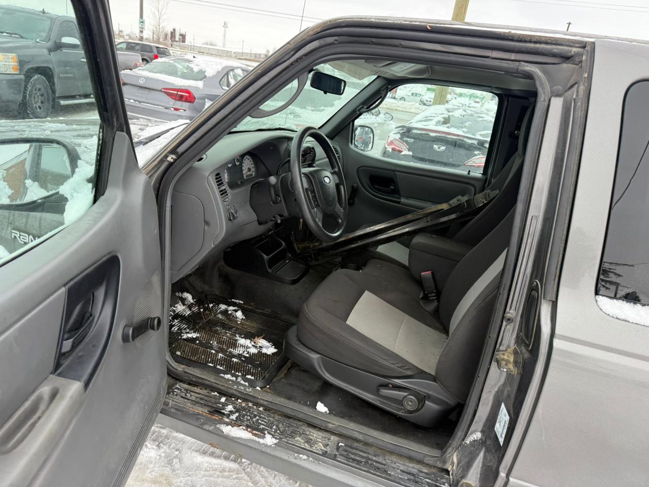 2005 Ford Ranger EDGE, CLEAN BOX, ENGINE RUNS GOOD, VERY RUSTY - Photo #8