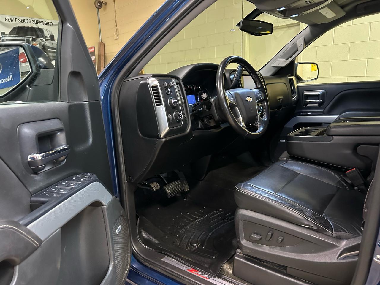 2017 Chevrolet Silverado 1500 LT - Photo #7