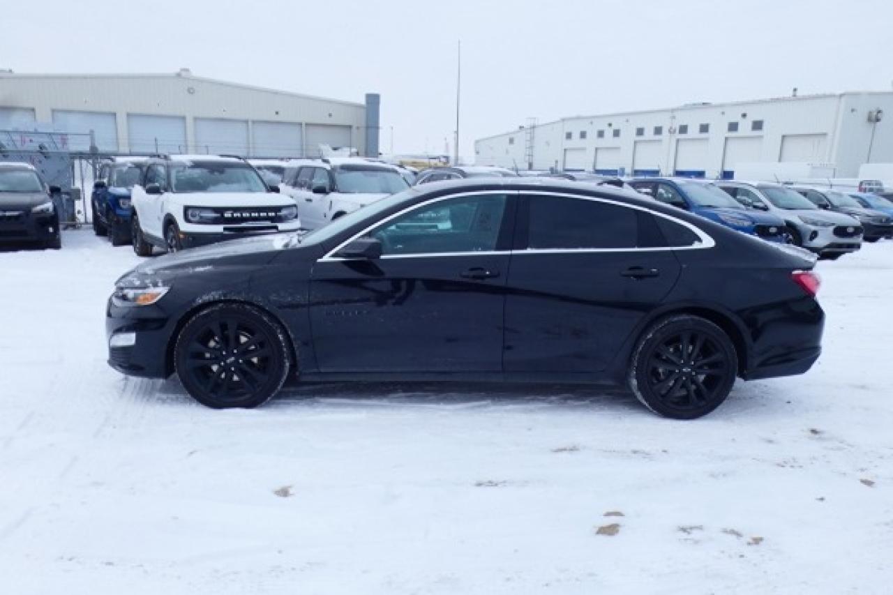 2024 Chevrolet Malibu LT w/Htd cloth, BUC - Photo #1