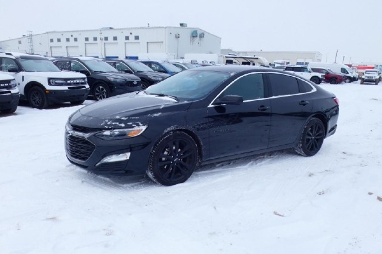 2024 Chevrolet Malibu LT w/Htd cloth, BUC - Photo #2