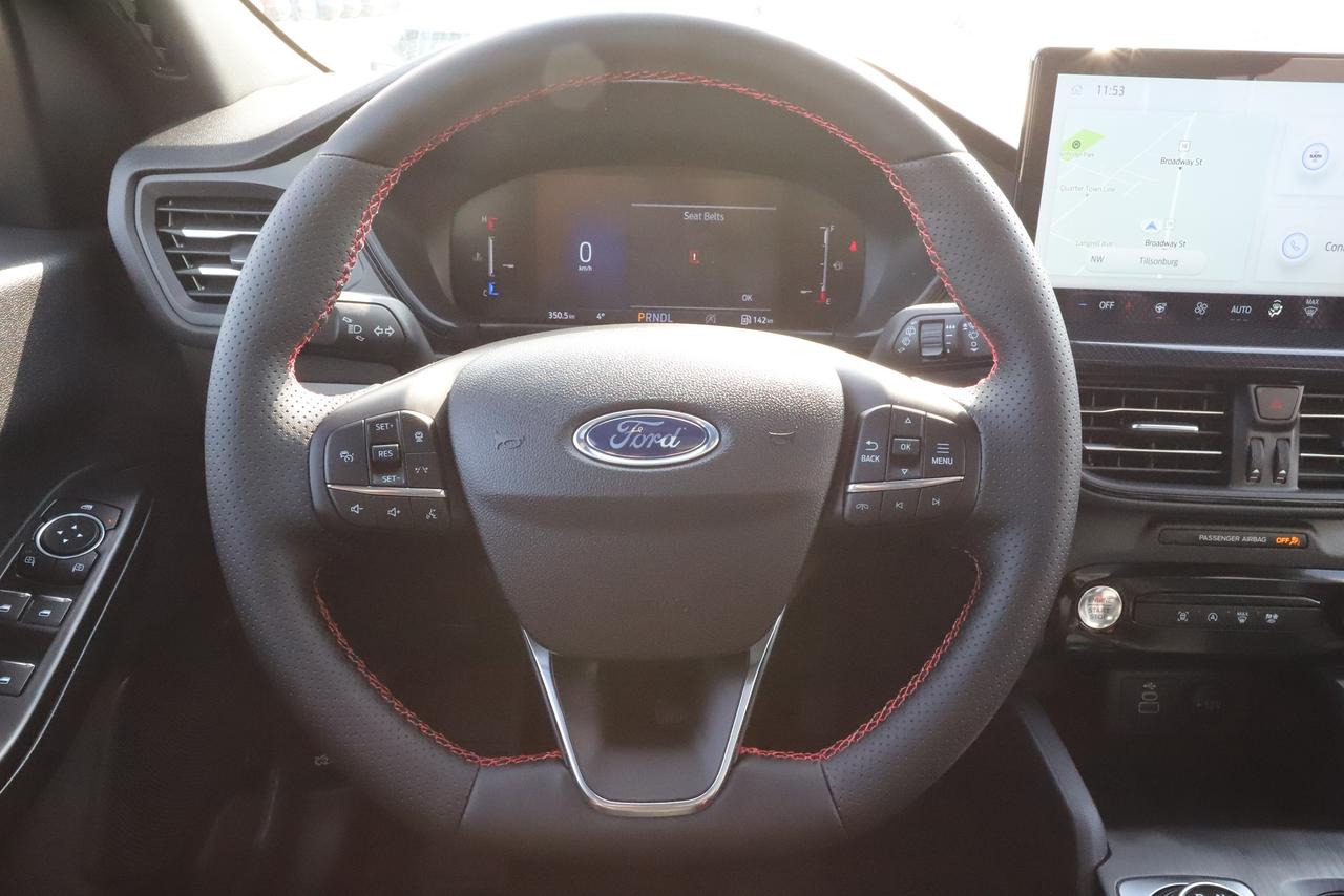 2025 Ford Escape ST-Line AWD Photo