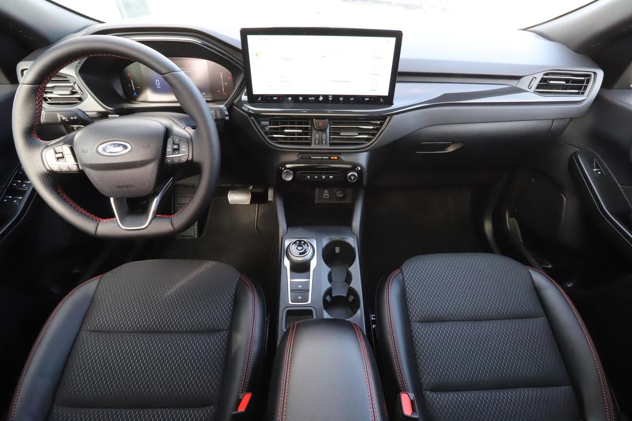 2025 Ford Escape ST-Line AWD Photo