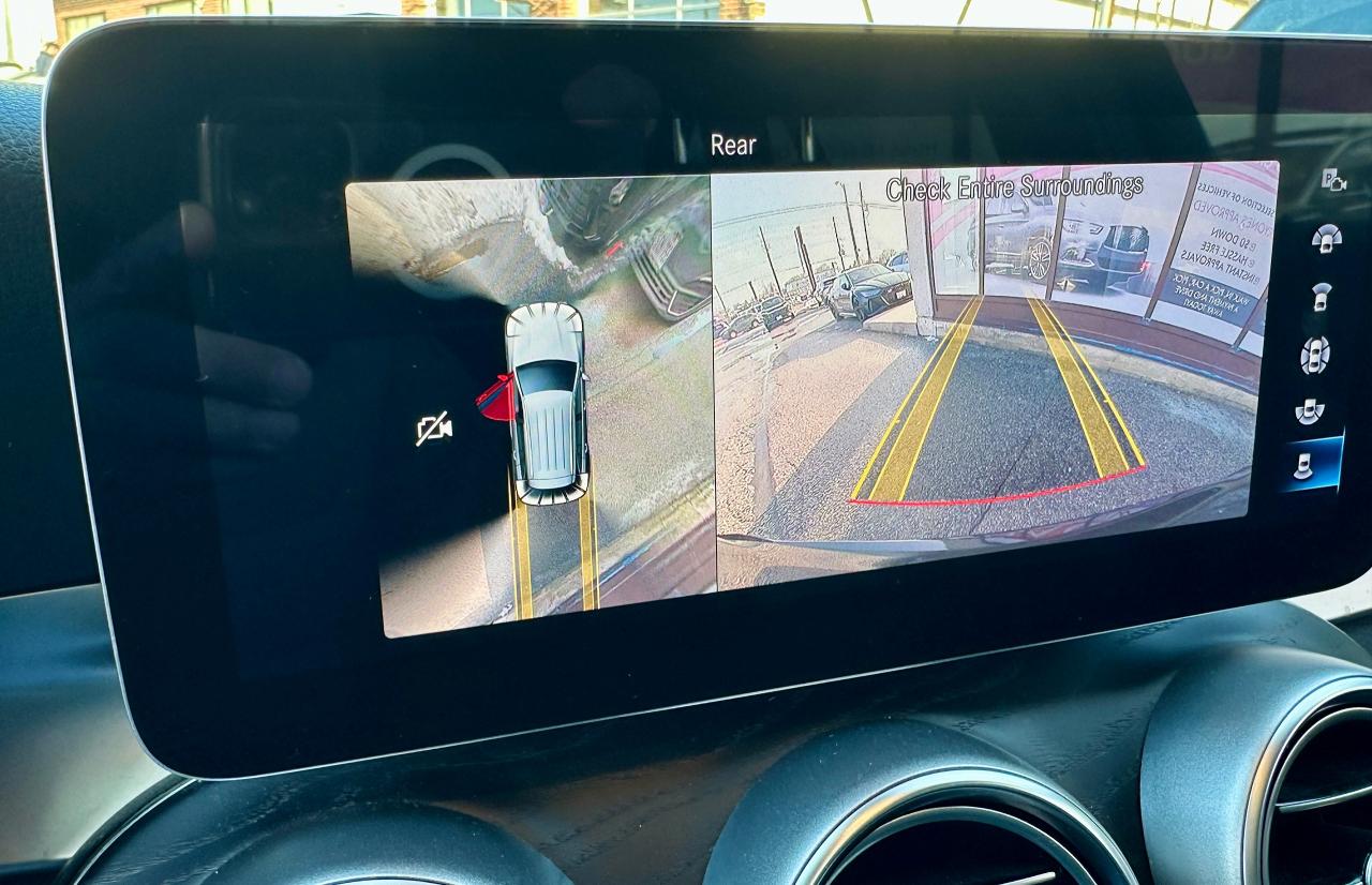 2021 Mercedes-Benz GLC-Class GLC 300 | PREMIUM PLUS NIGHT PACKAGE | LOW KMS | Photo