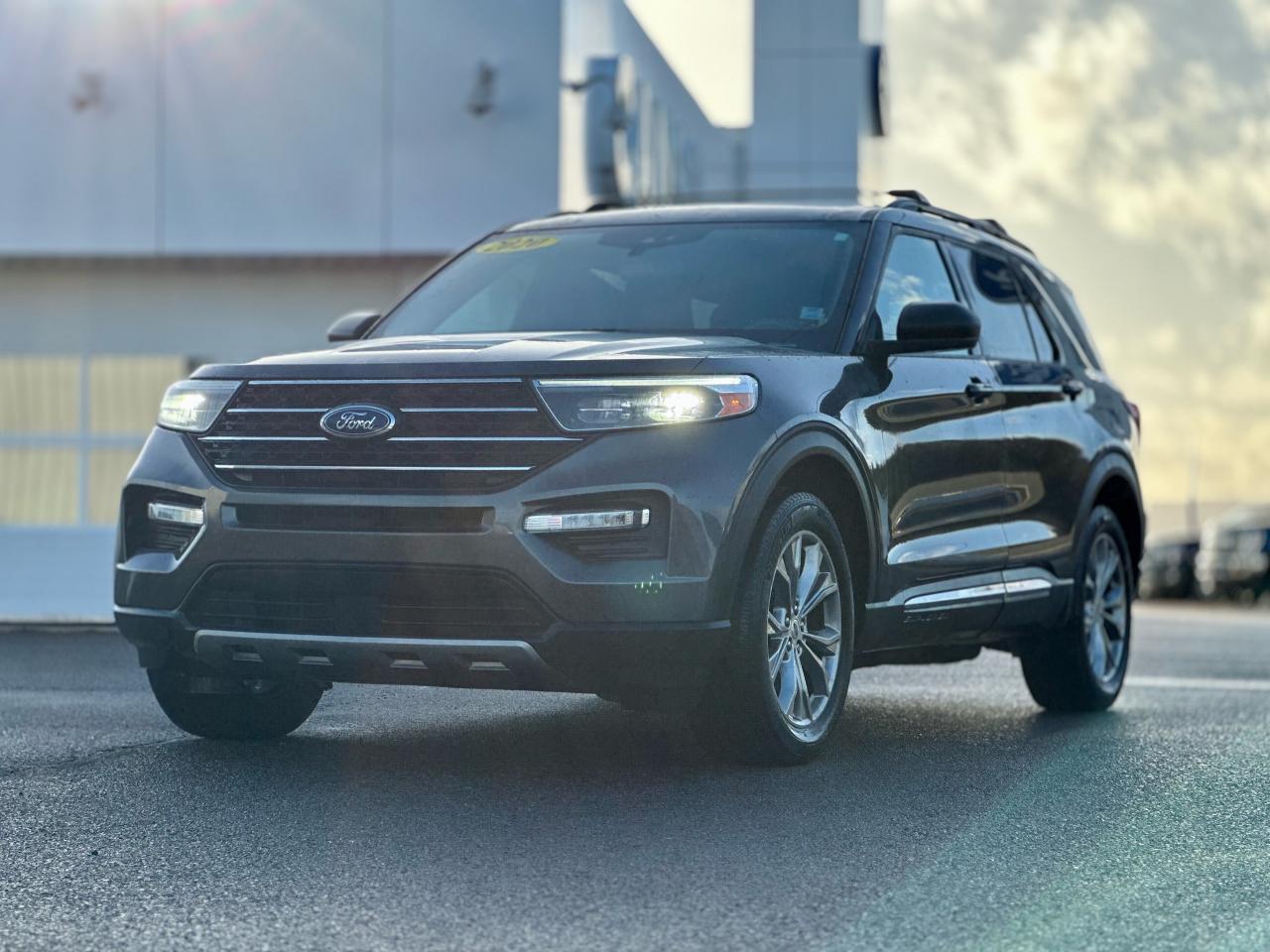 2020 Ford Explorer XLT XLT AWD W/TRAILER TOW/SUNROOF Photo2