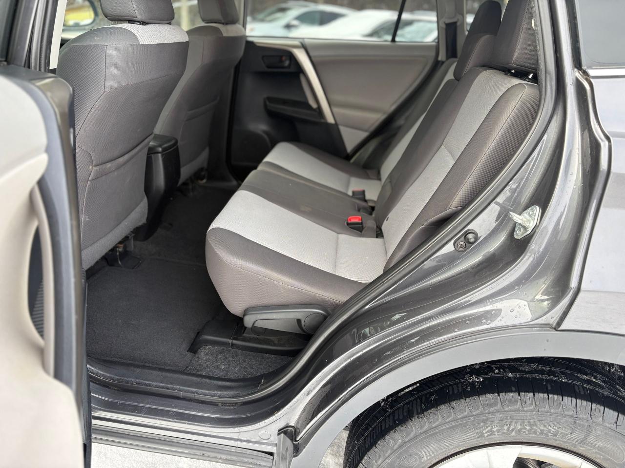 2013 Toyota RAV4 AWD,CLEAN CARFAX,NO ACCIDENT,SAFETY+WARRANTY INCLU Photo