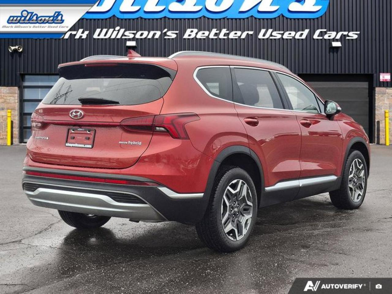 2021 Hyundai Santa Fe Hybrid Preferred Trend | Leather | Sunroof | Adaptive Cruise Control | Heated Seats & Steering | and More ! Photo