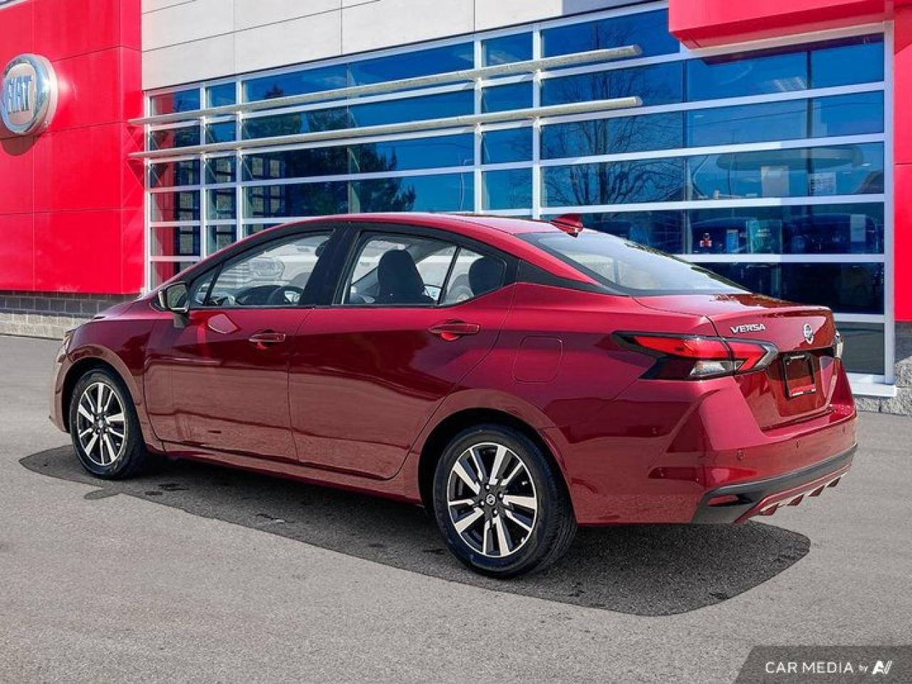 2021 Nissan Versa SV  | Heated Seats | Apple CarPlay | Android Auto | Rear Camera | Alloy Wheels & More ! Photo2