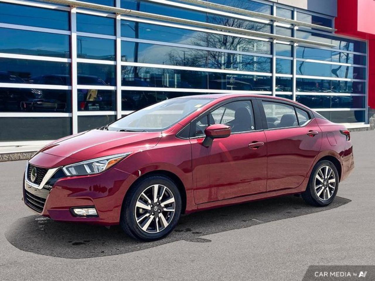 Used 2021 Nissan Versa SV  | Heated Seats | Apple CarPlay | Android Auto | Rear Camera | Alloy Wheels & More ! for sale in Guelph, ON