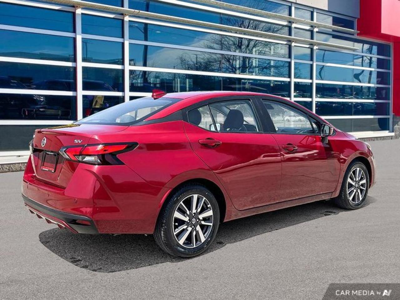 2021 Nissan Versa SV  | Heated Seats | Apple CarPlay | Android Auto | Rear Camera | Alloy Wheels & More ! Photo4