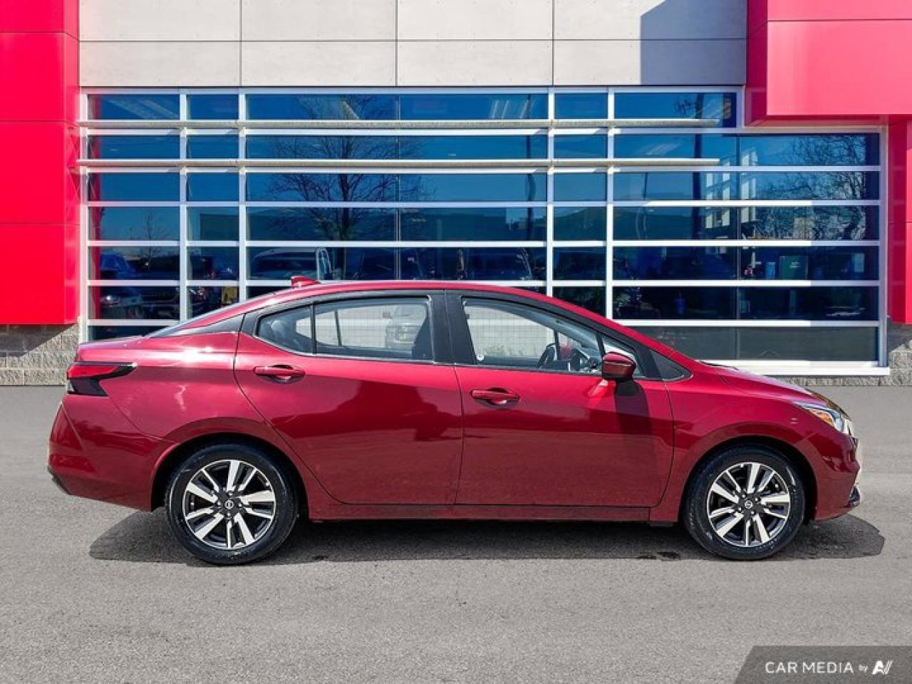 2021 Nissan Versa SV  | Heated Seats | Apple CarPlay | Android Auto | Rear Camera | Alloy Wheels & More ! Photo