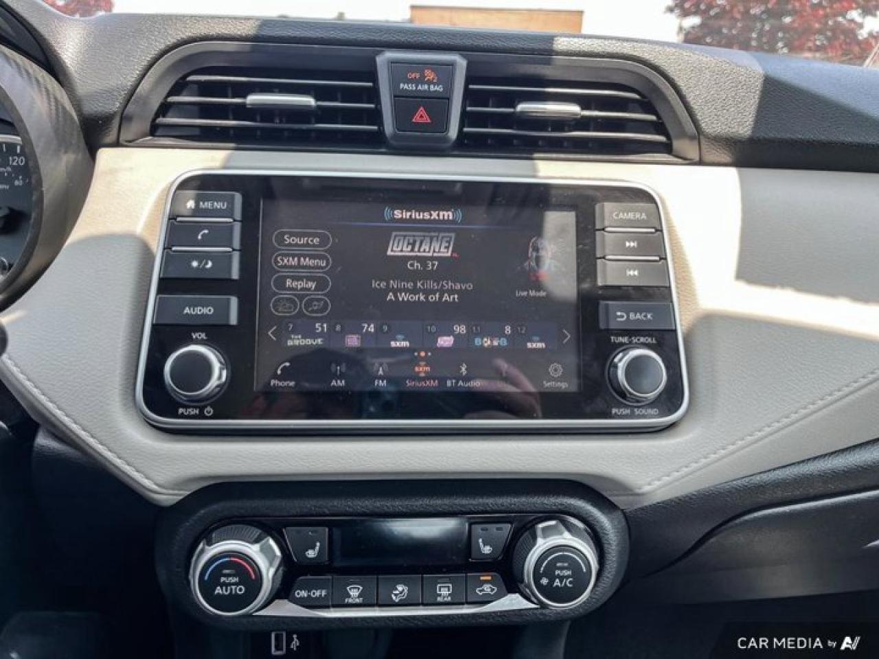 2021 Nissan Versa SV  | Heated Seats | Apple CarPlay | Android Auto | Rear Camera | Alloy Wheels & More ! Photo