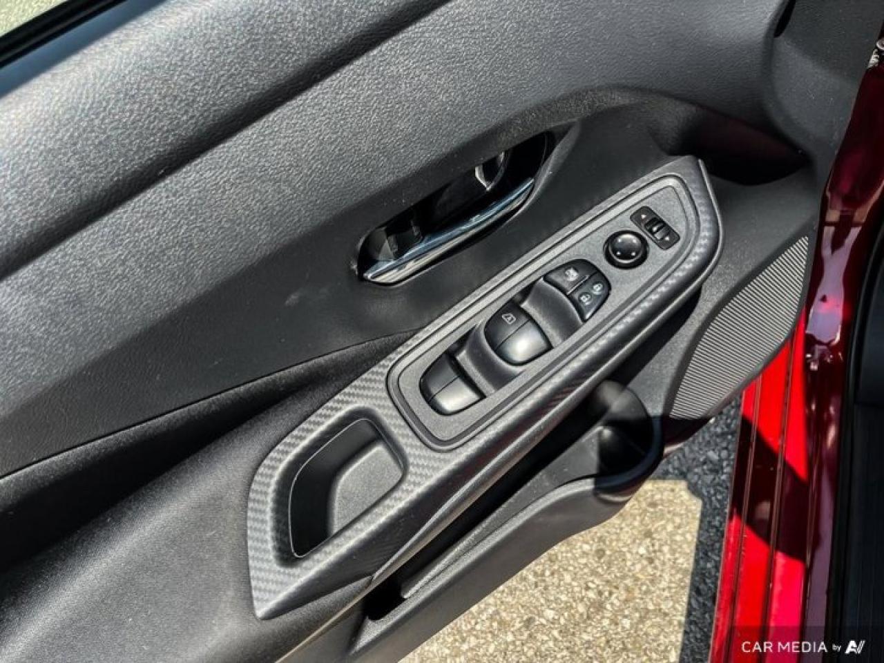 2021 Nissan Versa SV  | Heated Seats | Apple CarPlay | Android Auto | Rear Camera | Alloy Wheels & More ! Photo