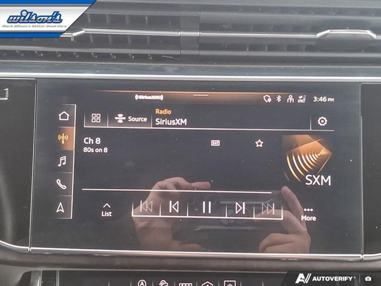 2022 Audi Q7 Komfort 45 Quattro | 7 Pass | Panoramic Sunroof | Nav | Leather | Heated Seats | Rear Cam & More ! Photo