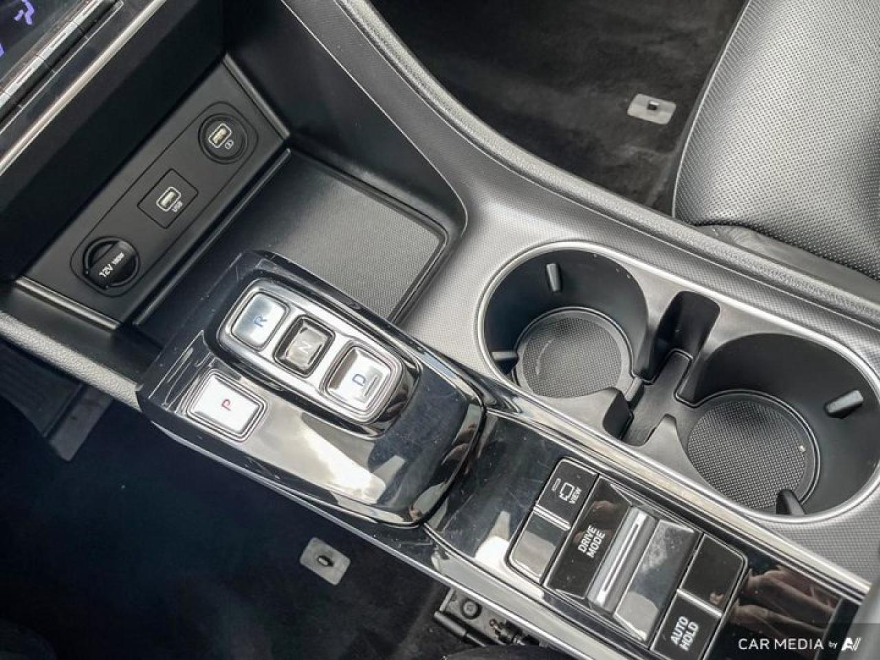 2021 Hyundai Sonata Luxury 1.6T | Leather | Sunroof | Nav | 360 Camera | Bose | Cooled + Heated Seats | and More ! Photo