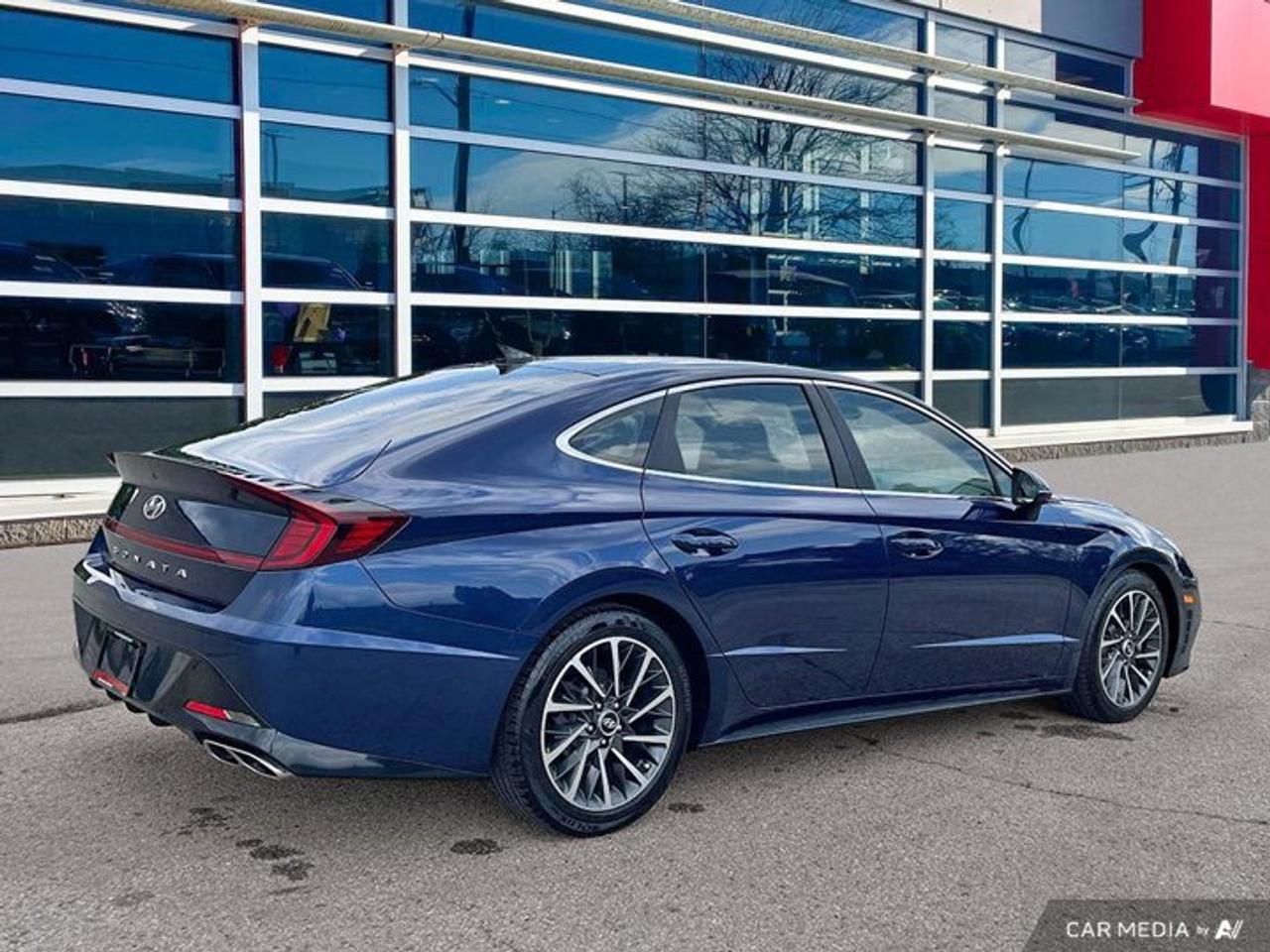 2021 Hyundai Sonata Luxury 1.6T | Leather | Sunroof | Nav | 360 Camera | Bose | Cooled + Heated Seats | and More ! Photo