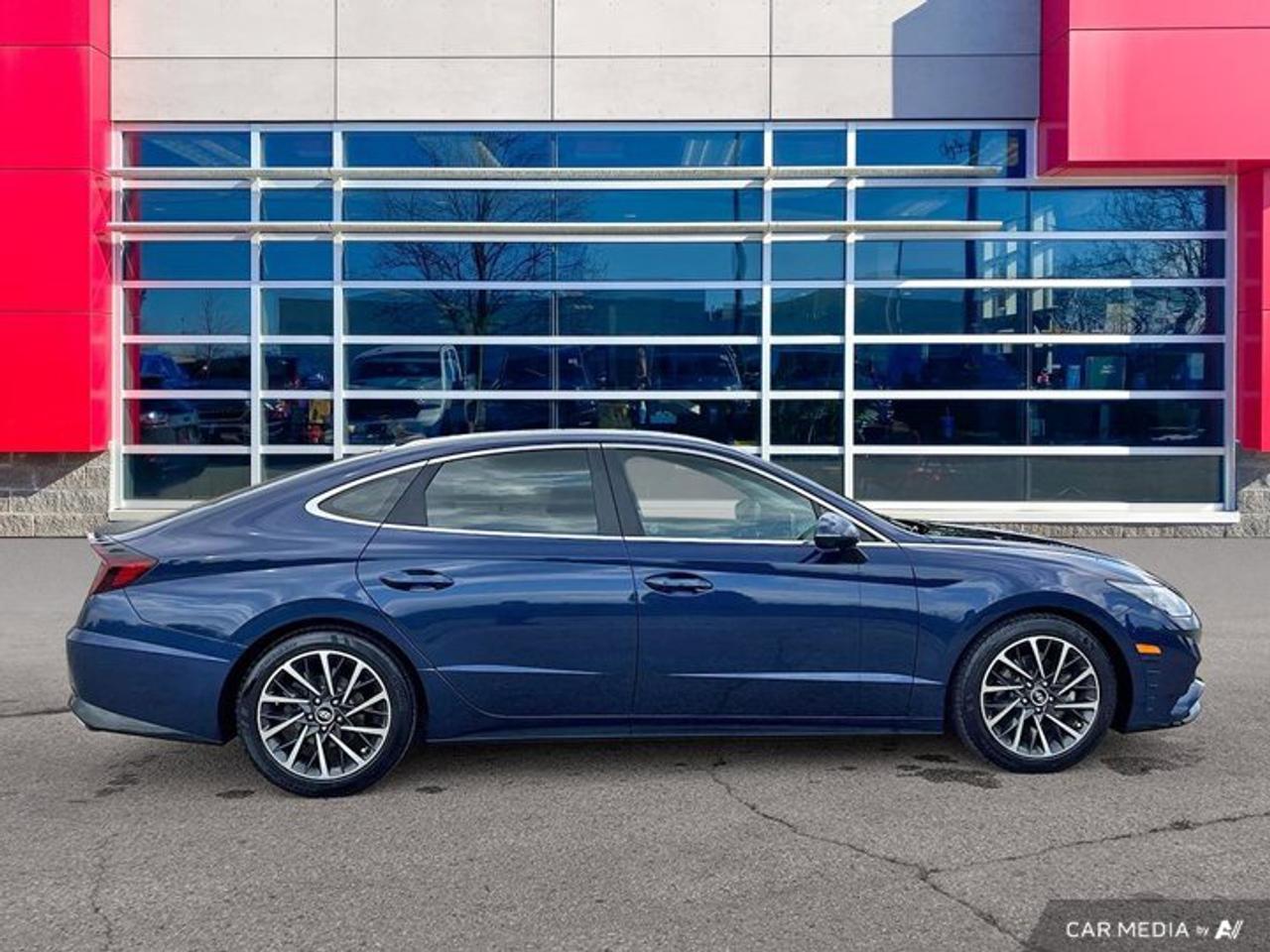 2021 Hyundai Sonata Luxury 1.6T | Leather | Sunroof | Nav | 360 Camera | Bose | Cooled + Heated Seats | and More ! Photo
