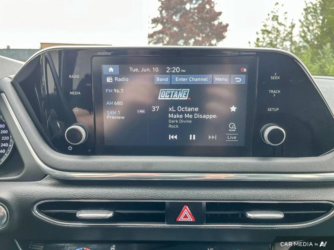 2021 Hyundai Sonata Luxury 1.6T | Leather | Sunroof | Nav | 360 Camera | Bose | Cooled + Heated Seats | and More ! Photo