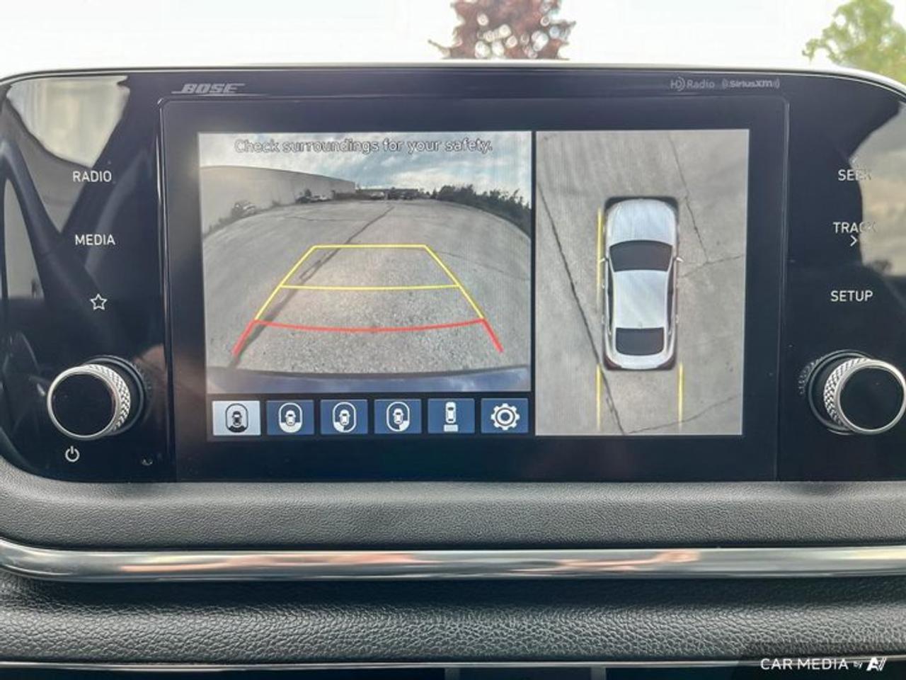 2021 Hyundai Sonata Luxury 1.6T | Leather | Sunroof | Nav | 360 Camera | Bose | Cooled + Heated Seats | and More ! Photo