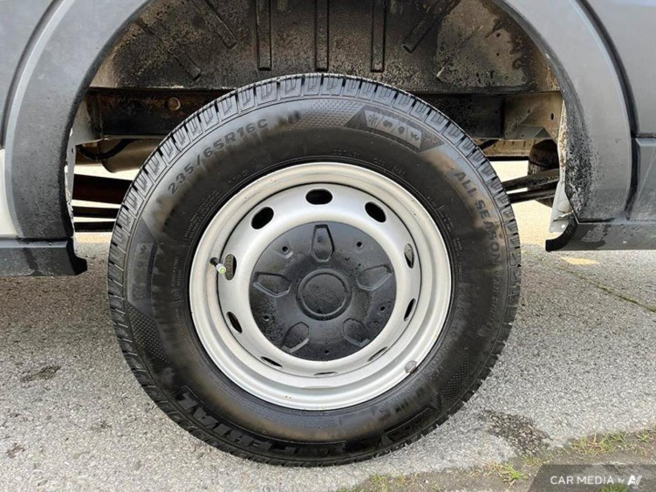 2022 Ford Transit Cargo Van 250 Hi-Roof | 148" Cargo | Rear Camera | Bluetooth | Cruise Control | and More ! Photo