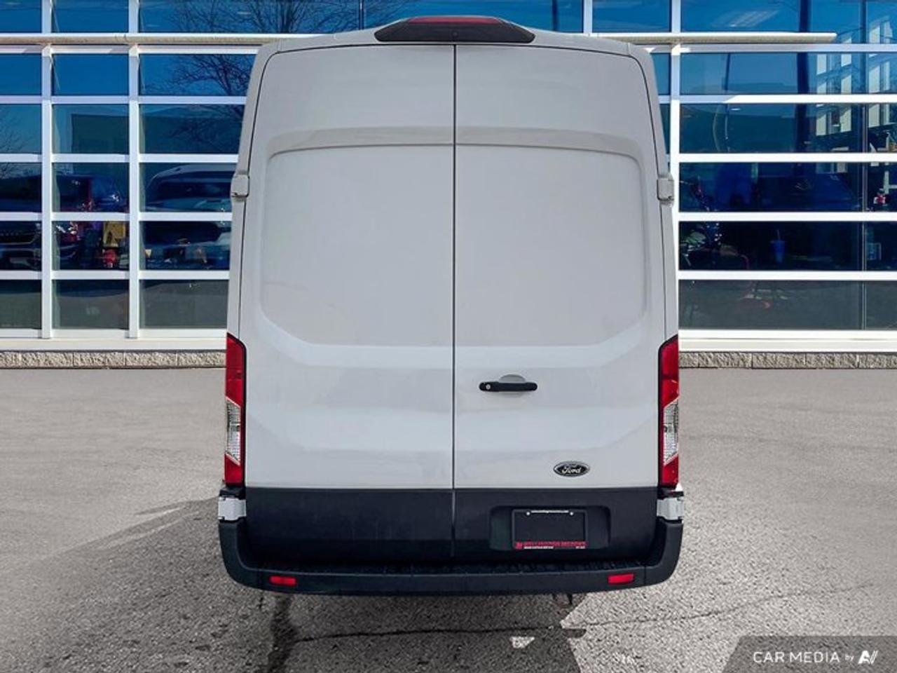 2022 Ford Transit Cargo Van 250 Hi-Roof | 148" Cargo | Rear Camera | Bluetooth | Cruise Control | and More ! Photo3