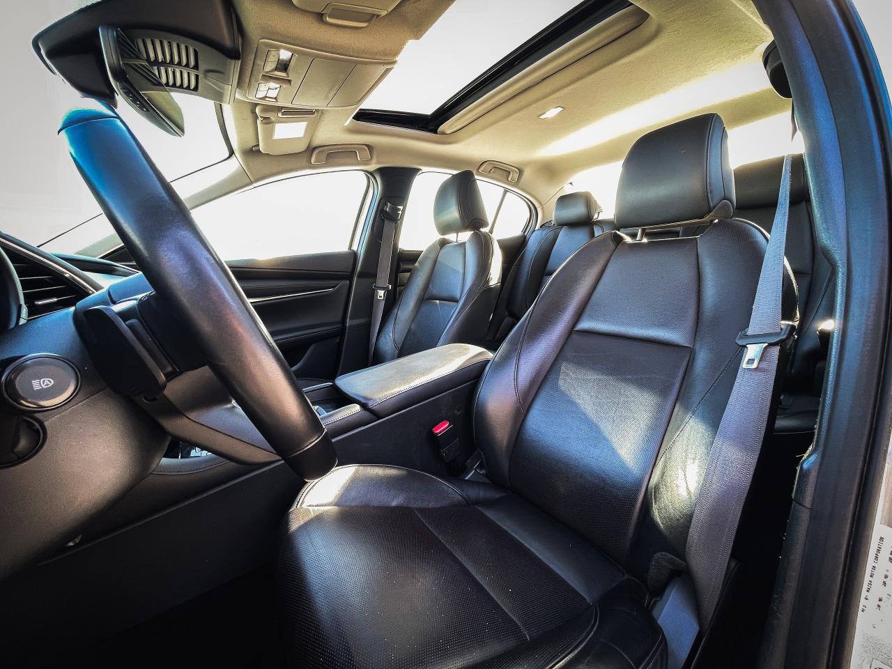 2024 Mazda MAZDA3 GT w/Turbo AWD | NO ACCIDENTS | CLEAN CARFAX | Photo