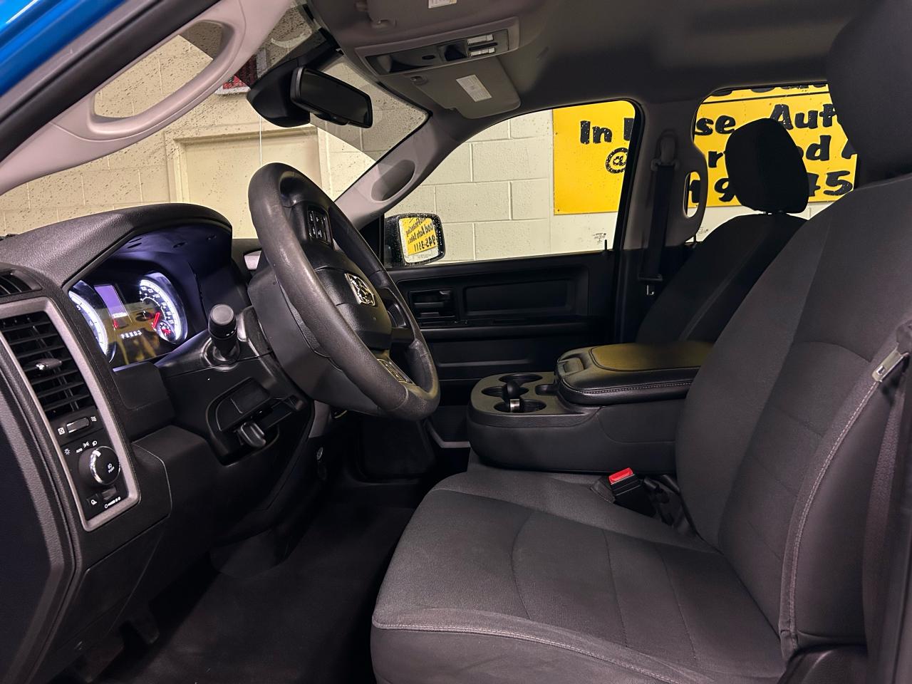 2021 RAM 1500 Classic EXPRESS - Photo #7