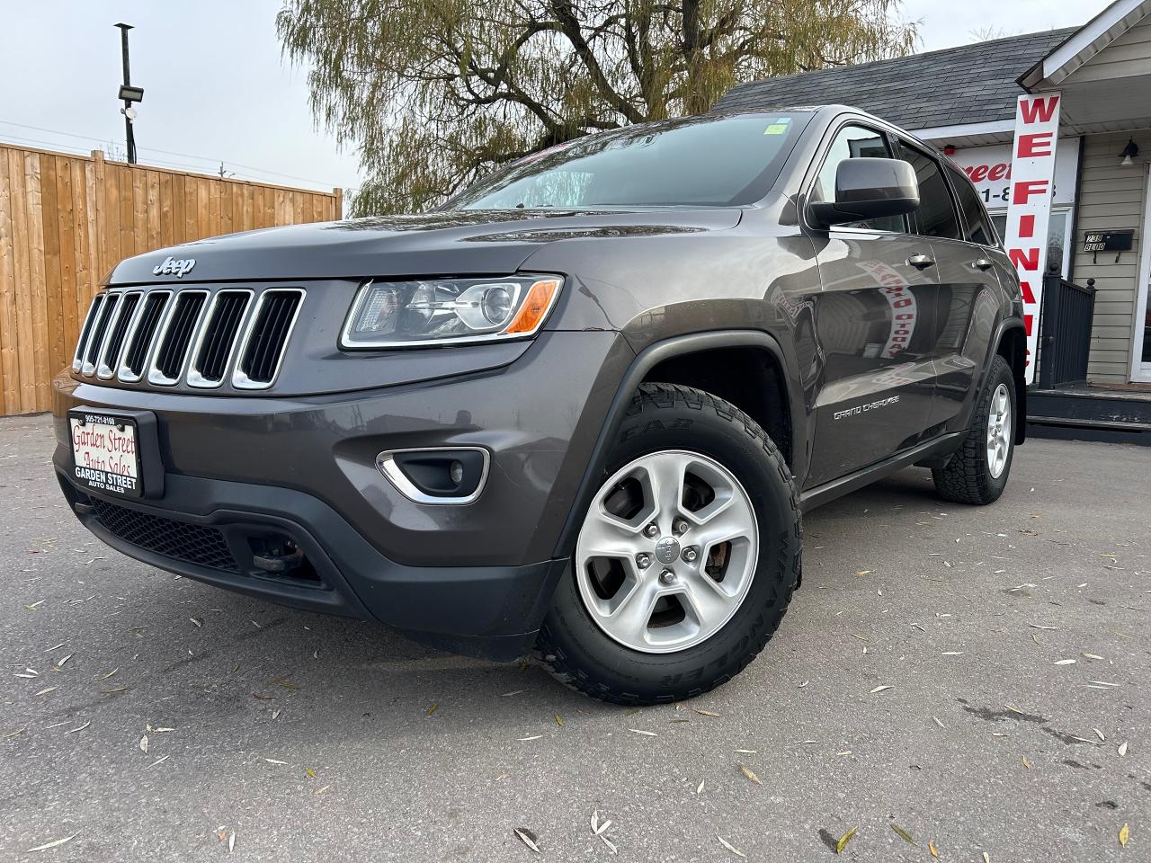 Used 2015 Jeep Grand Cherokee Laredo for sale in Oshawa, ON
