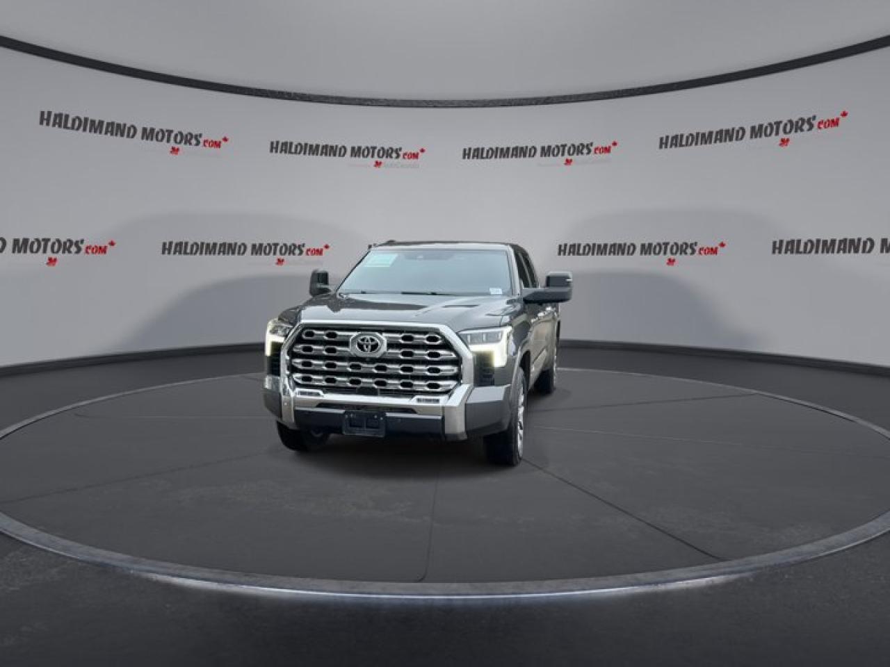 2022 Toyota Tundra Platinum Crew 4x4 Leather Seats | Heated Seats | 360 Camera Photo2