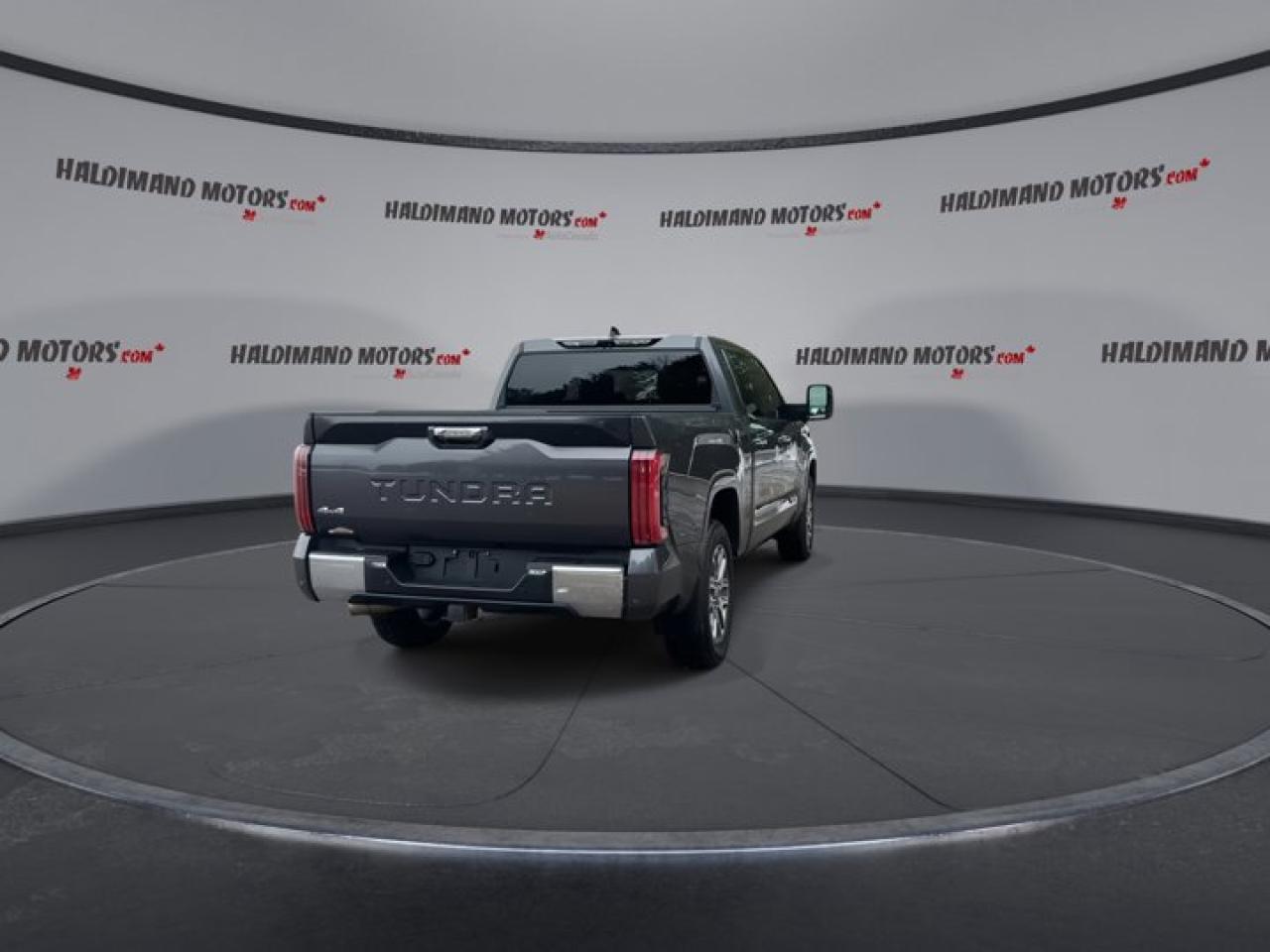 2022 Toyota Tundra Platinum Crew 4x4 Leather Seats | Heated Seats | 360 Camera Photo