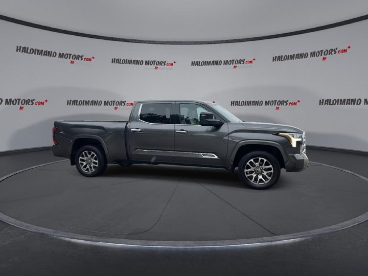 2022 Toyota Tundra Platinum Crew 4x4 Leather Seats | Heated Seats | 360 Camera Photo