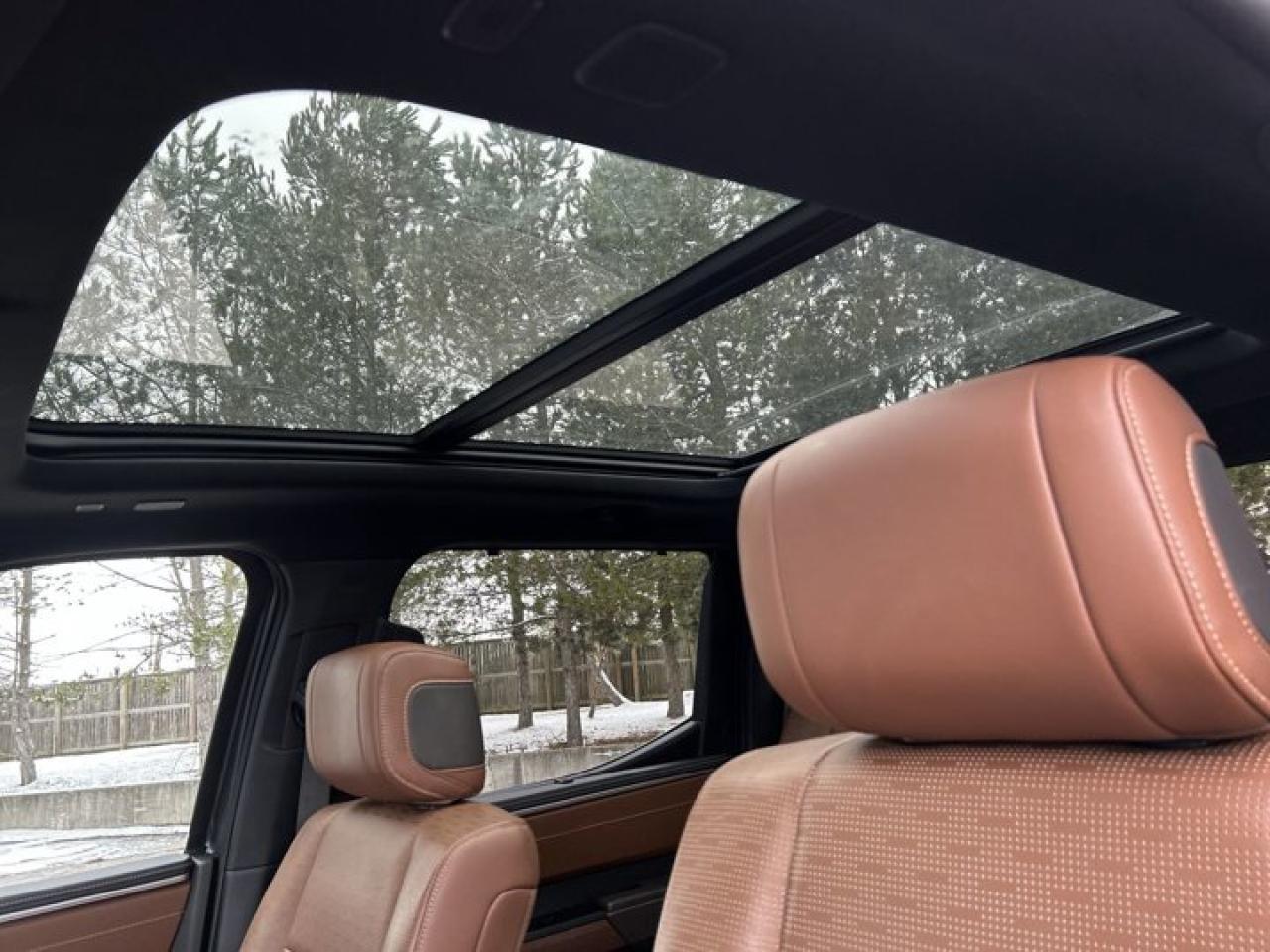 2022 Toyota Tundra Platinum Crew 4x4 Leather Seats | Heated Seats | 360 Camera Photo