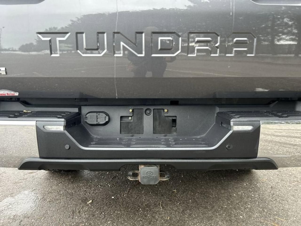 2022 Toyota Tundra Platinum Crew 4x4 Leather Seats | Heated Seats | 360 Camera Photo