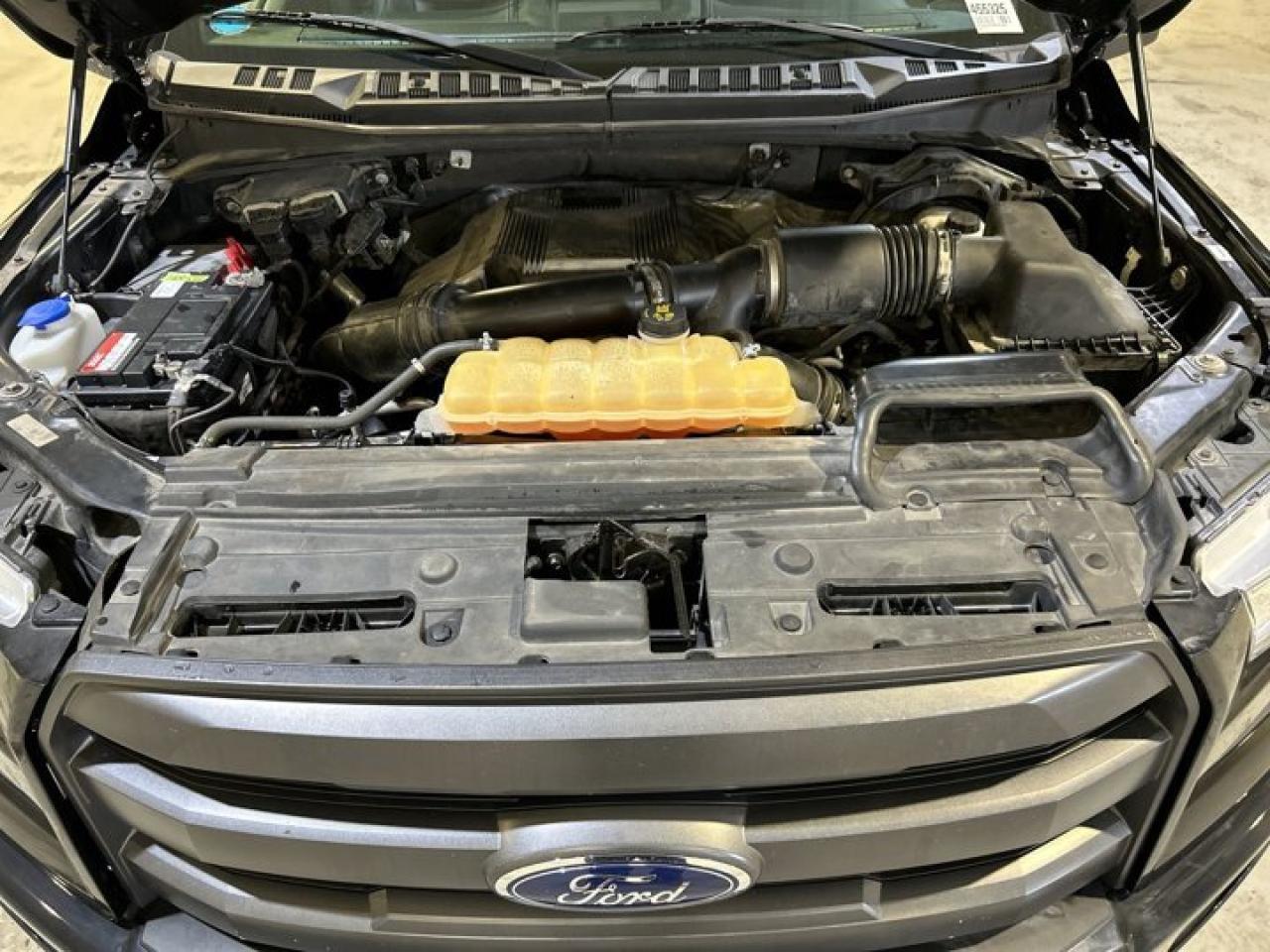 2017 Ford F-150 Lariat Supercrew | Leather seats| AC Seats | Remote Start Photo