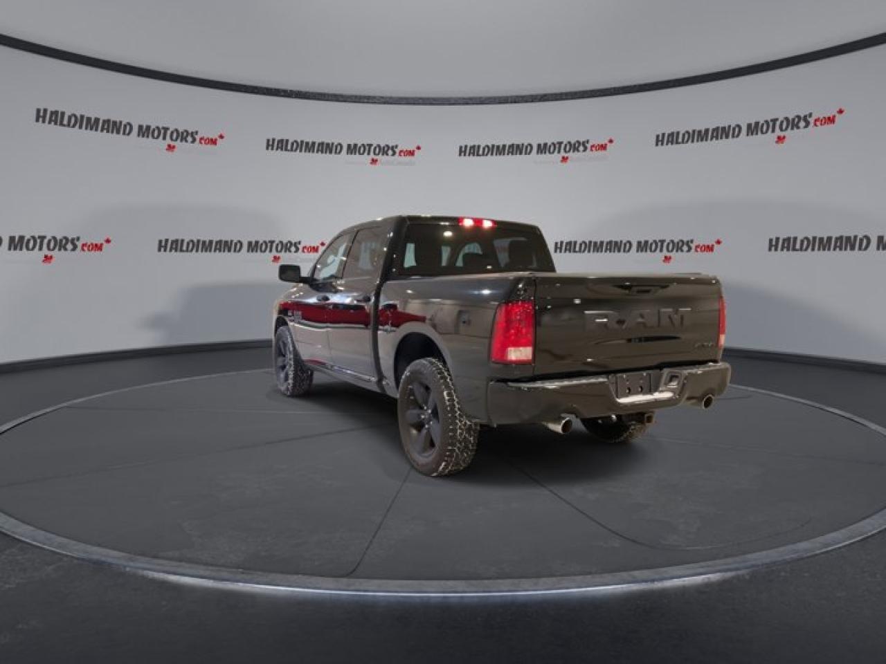 2019 RAM 1500 Classic Express Crew 4x4 Night Edition Photo