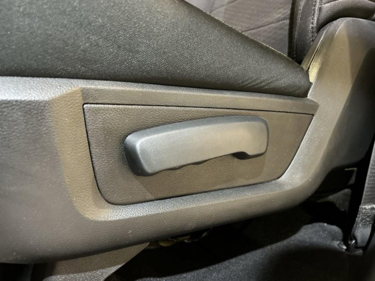 2019 RAM 1500 Classic Express Crew 4x4 Night Edition Photo