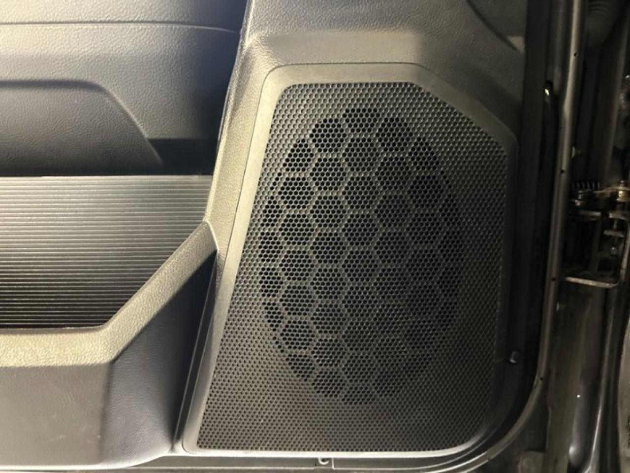 2019 RAM 1500 Classic Express Crew 4x4 Night Edition Photo