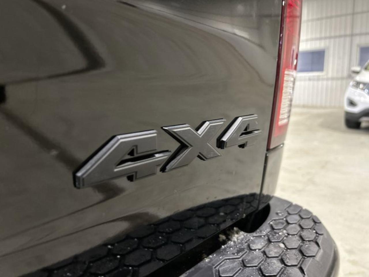 2019 RAM 1500 Classic Express Crew 4x4 Night Edition Photo