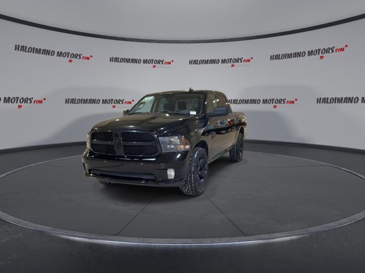 2019 RAM 1500 Classic Express Crew Cab 5'7 Box 4x4 Photo