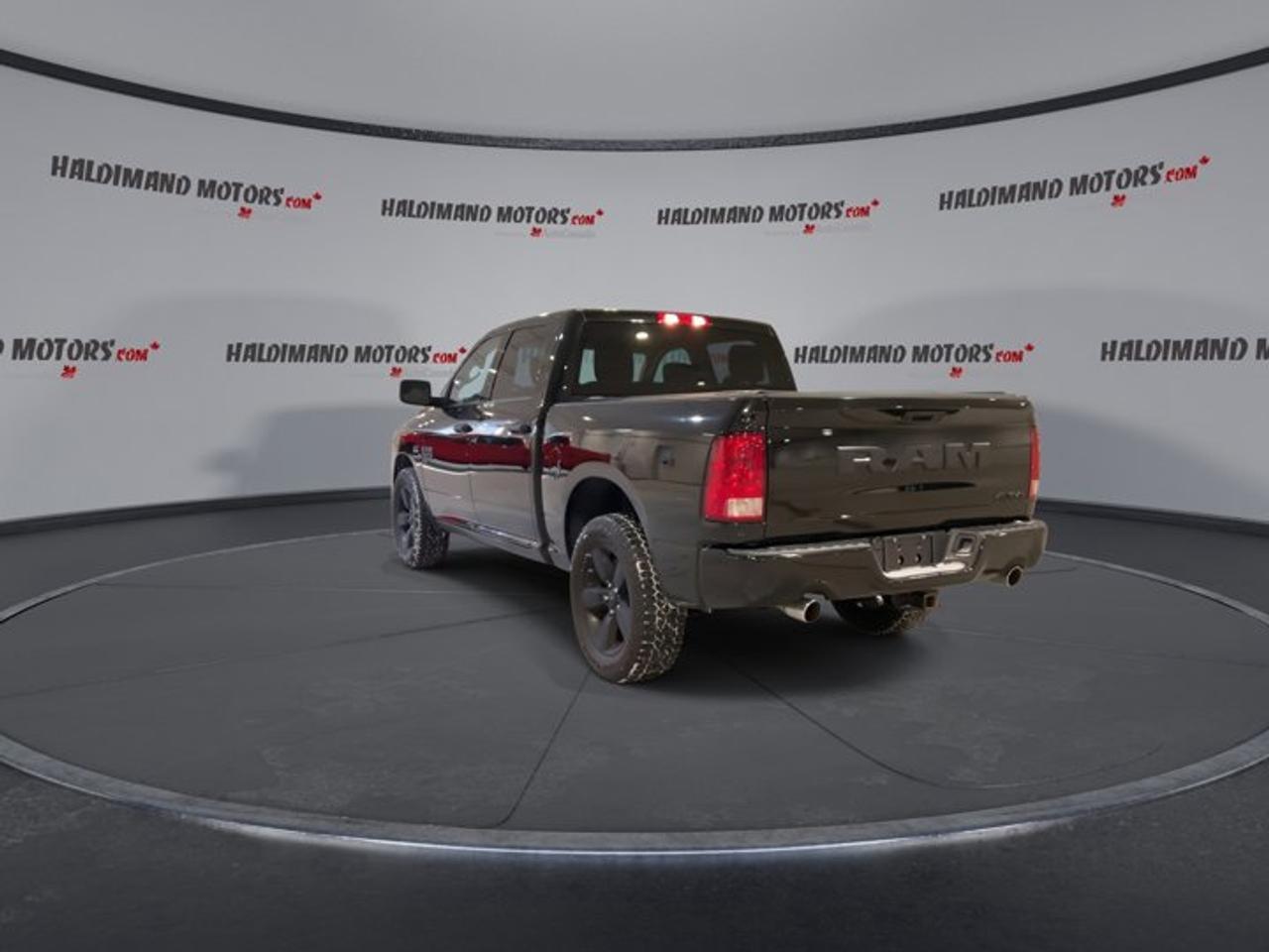 2019 RAM 1500 Classic Express Crew Cab 5'7 Box 4x4 Photo