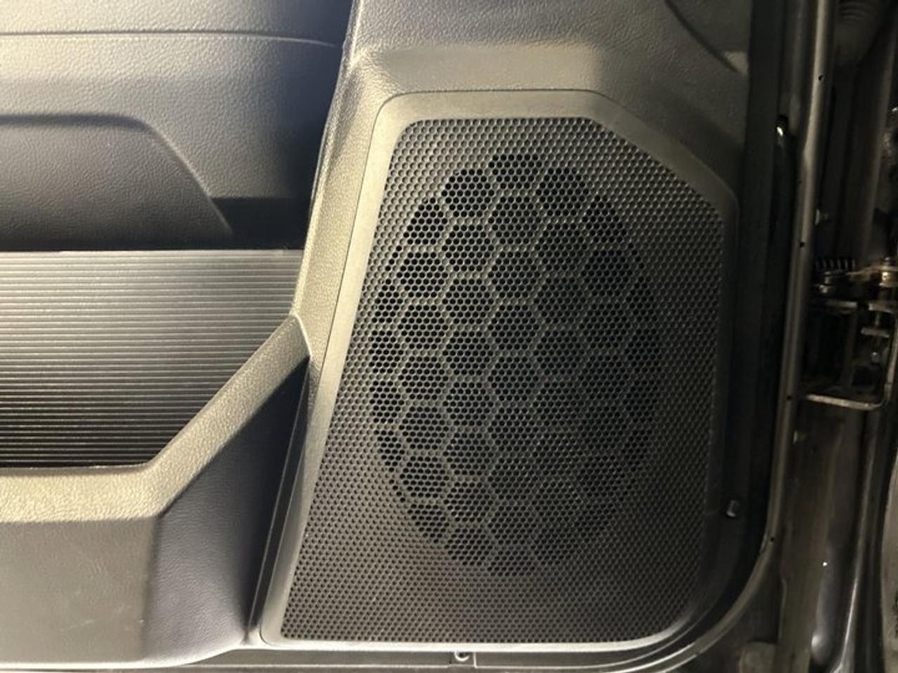 2019 RAM 1500 Classic Express Crew Cab 5'7 Box 4x4 Photo